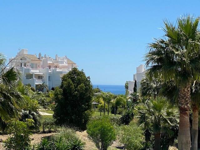 Palmsea Marbella-Estepona Buenas Noches ภายนอก รูปภาพ